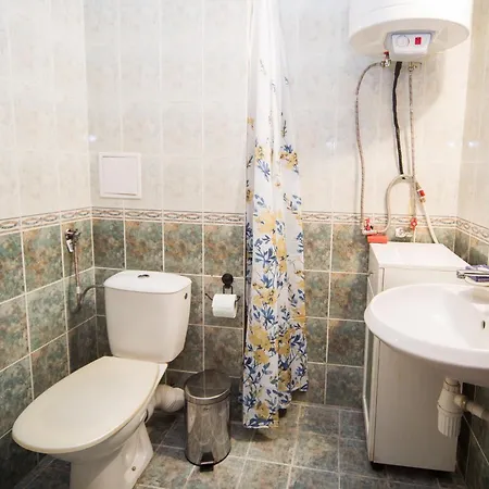 Super Center - Small Flat On 